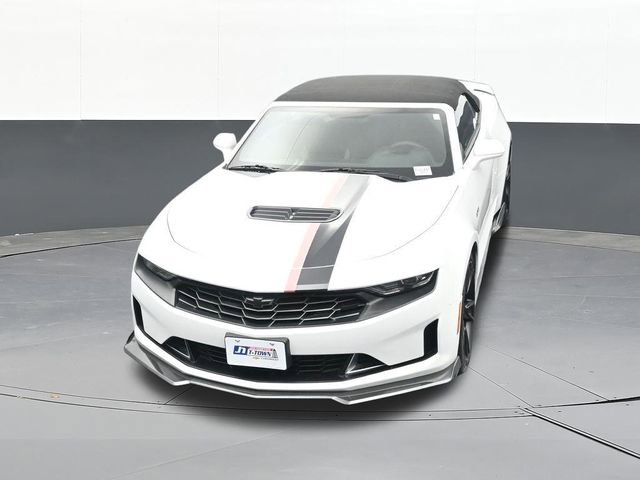 Used 2022 Chevrolet Camaro LT RWD image 46
