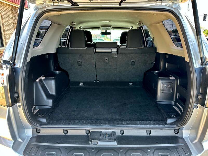 Used 2019 Toyota 4Runner SR5 image 7