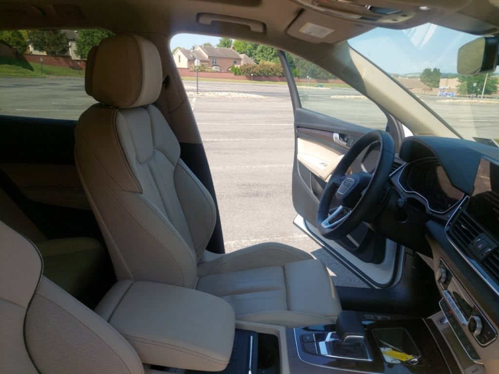 Used 2024 Audi Q5 2.0T Prestige AWD/4WD image 32