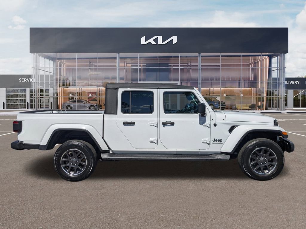 Used 2020 Jeep Gladiator Overland w/ LED Lighting Group image 3