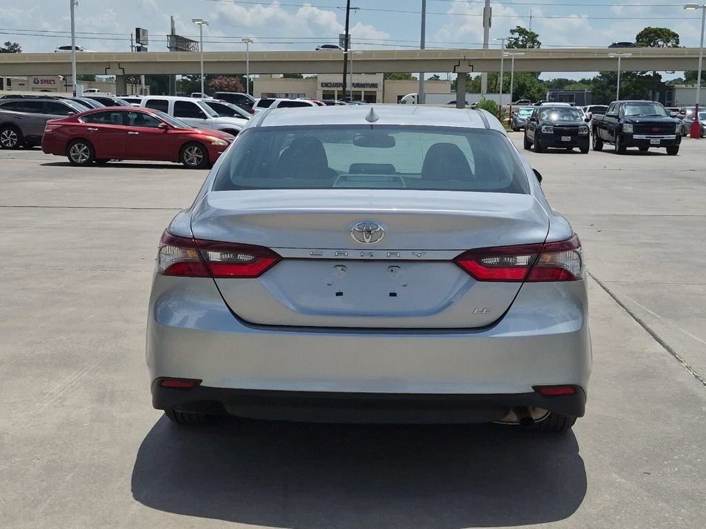 Used 2024 Toyota Camry LE w/ Convenience Package FWD image 5