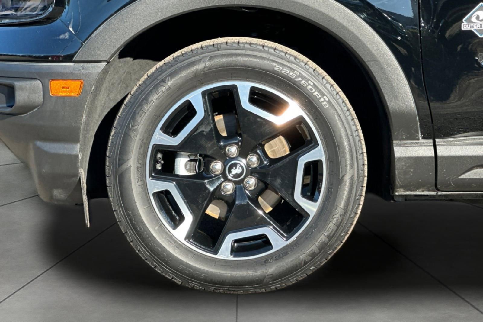 Used 2023 Ford Bronco Sport Outer Banks w/ Tech Package image 33