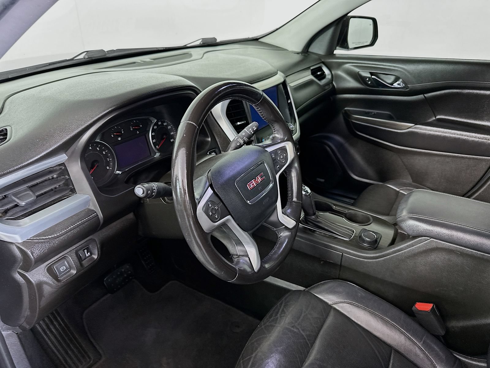Used 2019 GMC Acadia SLT FWD image 9