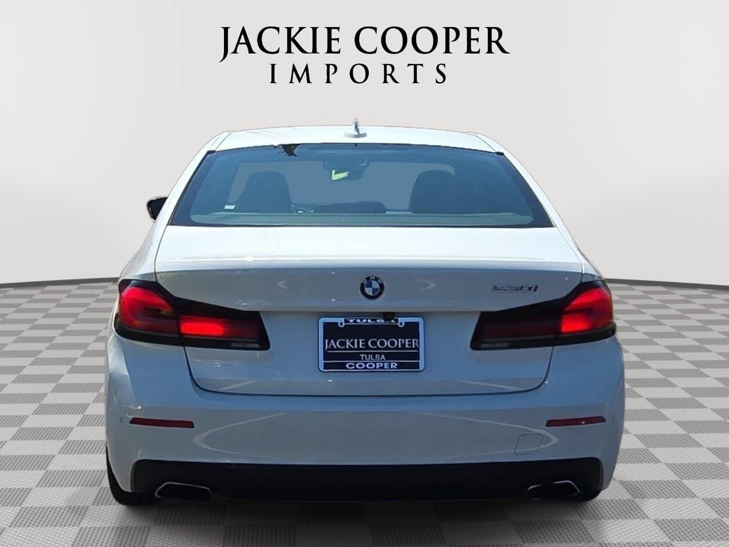 Used 2023 BMW 530i w/ Premium Package RWD image 6