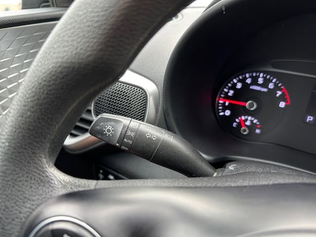 Used 2022 Kia Soul LX w/ Technology Package image 24