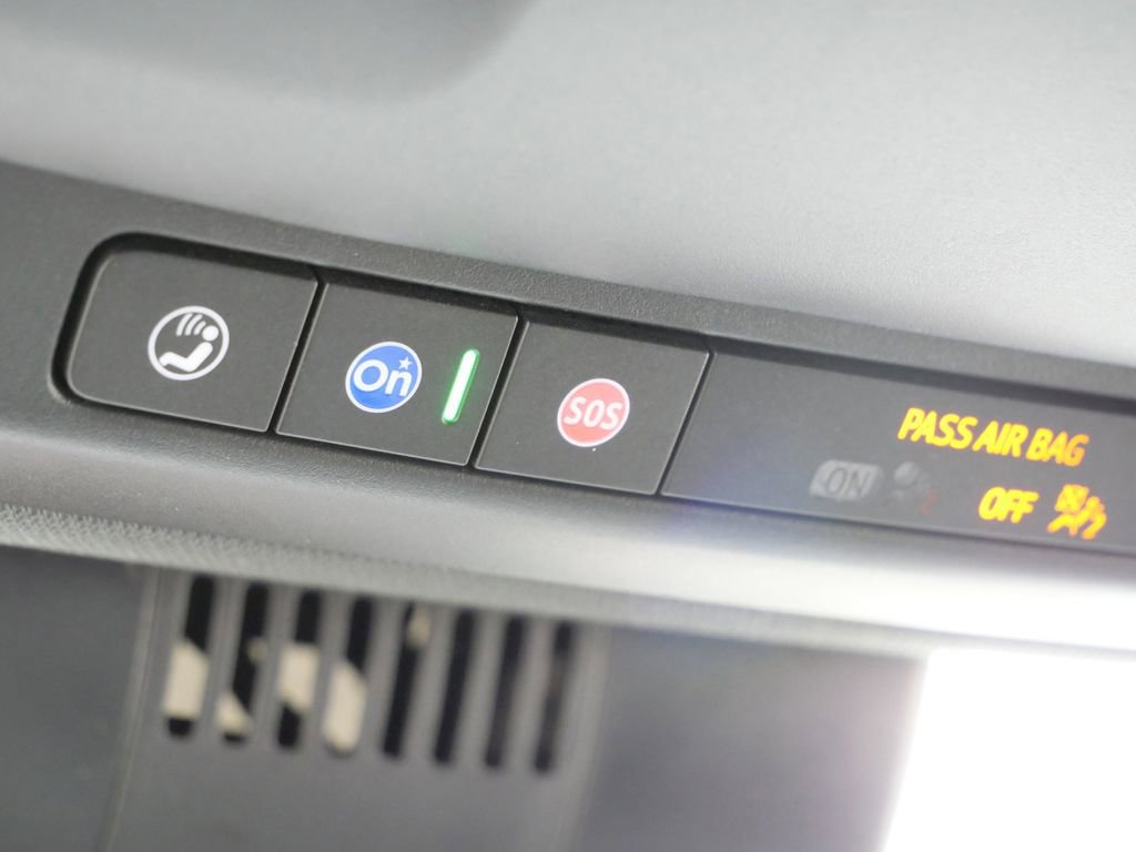 Used 2025 Chevrolet Suburban Z71 image 51