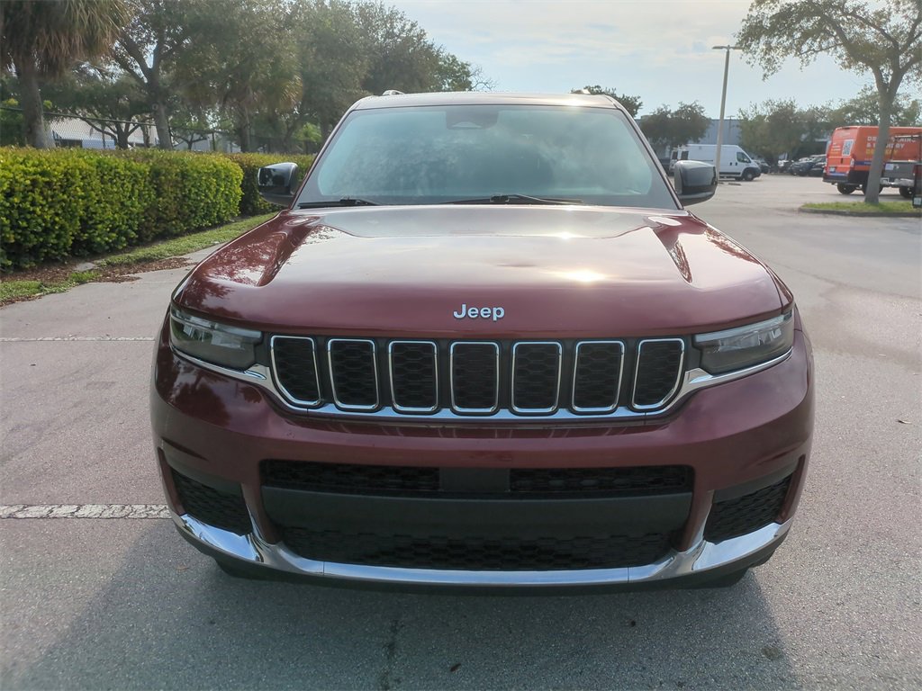Certified 2023 Jeep Grand Cherokee L Laredo image 4