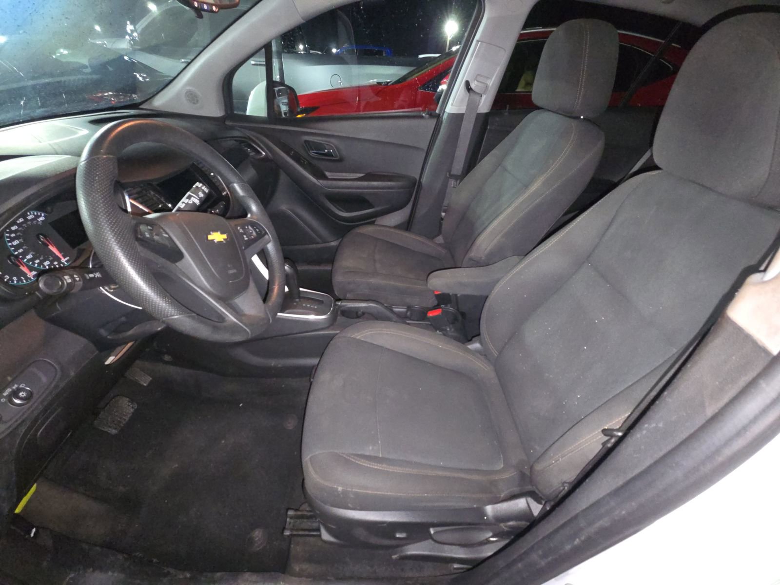 Used 2021 Chevrolet Trax LS w/ Tint and Cruise Package FWD image 14