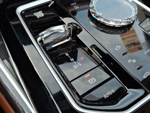 New 2026 BMW 750e xDrive w/ Executive Package AWD/4WD image 13