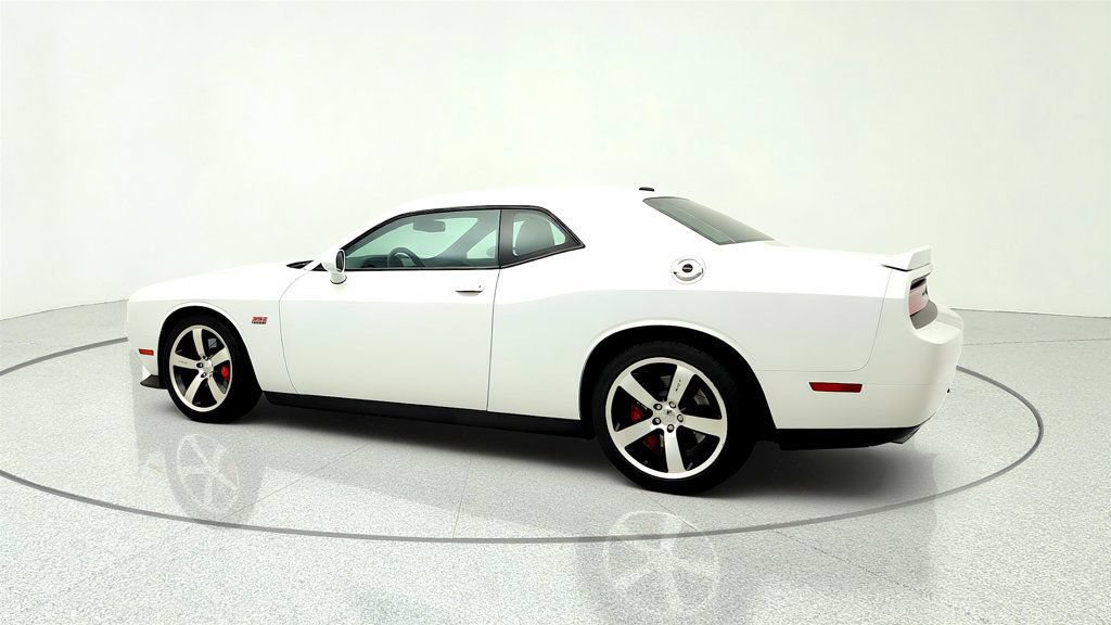 Used 2012 Dodge Challenger SRT8 RWD image 7