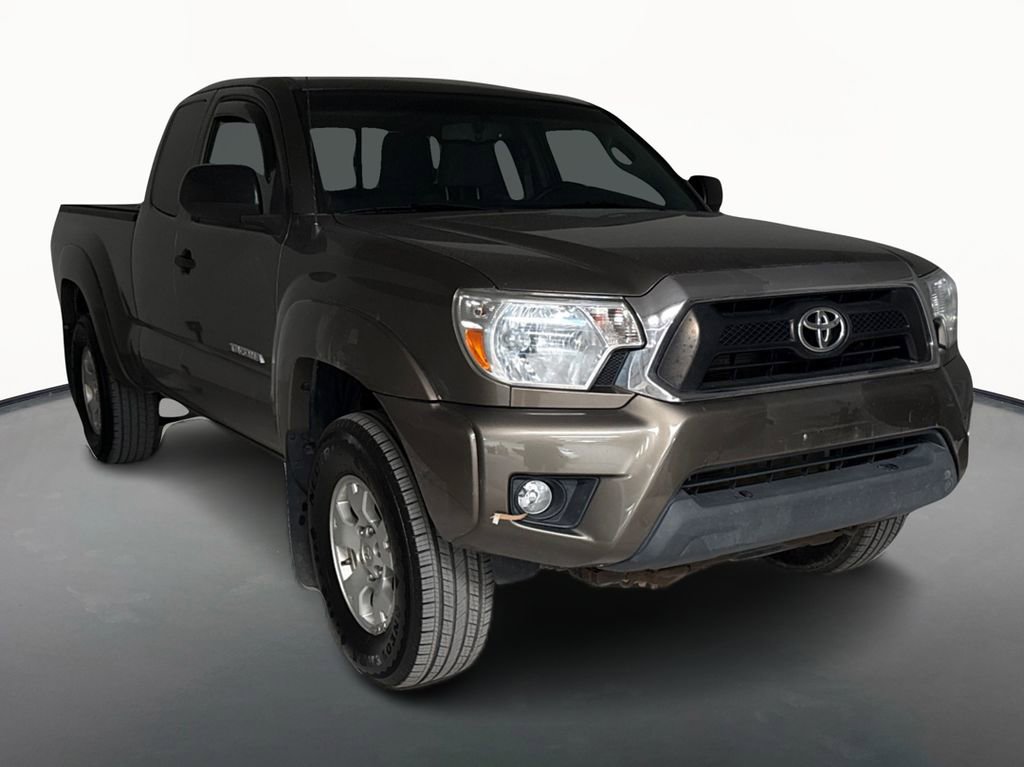 Used 2013 Toyota Tacoma 4x4 Access Cab V6 w/ TRD Off-Road Pkg image 3