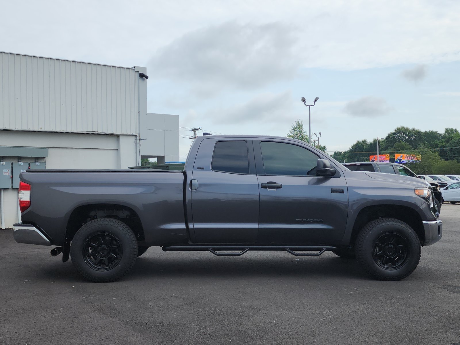 Used 2021 Toyota Tundra SR5 RWD image 6