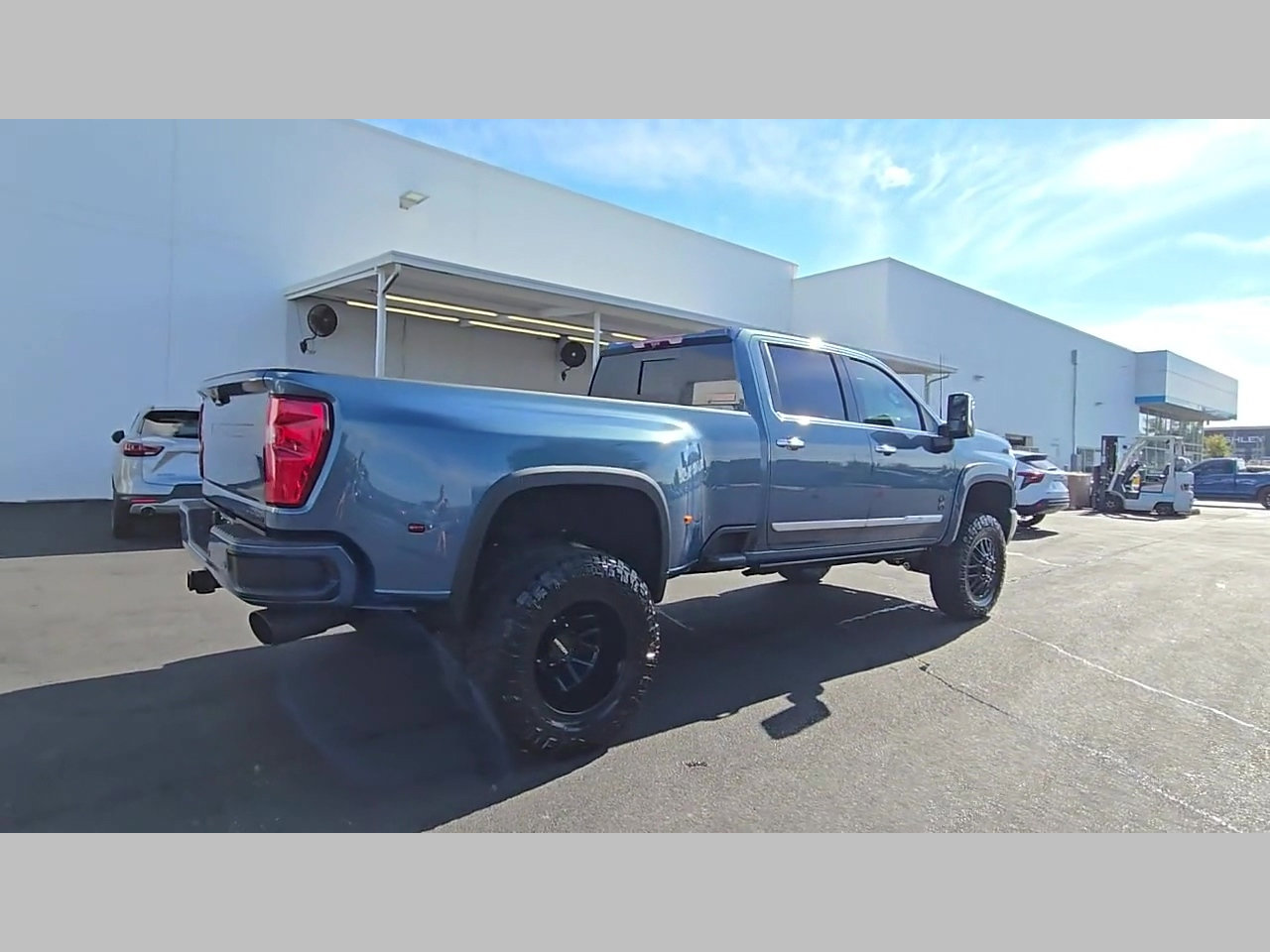 New 2026 Chevrolet Silverado 3500 High Country w/ High Country Premium Package image 31