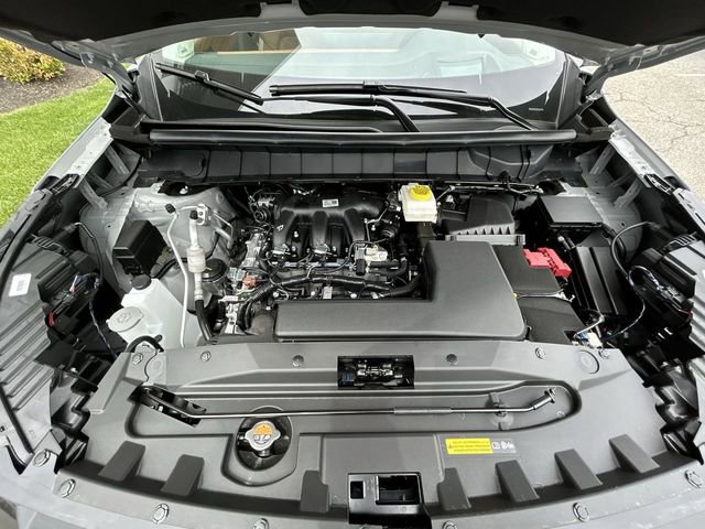 New 2026 Nissan Pathfinder Platinum w/ Cargo Package AWD/4WD image 10