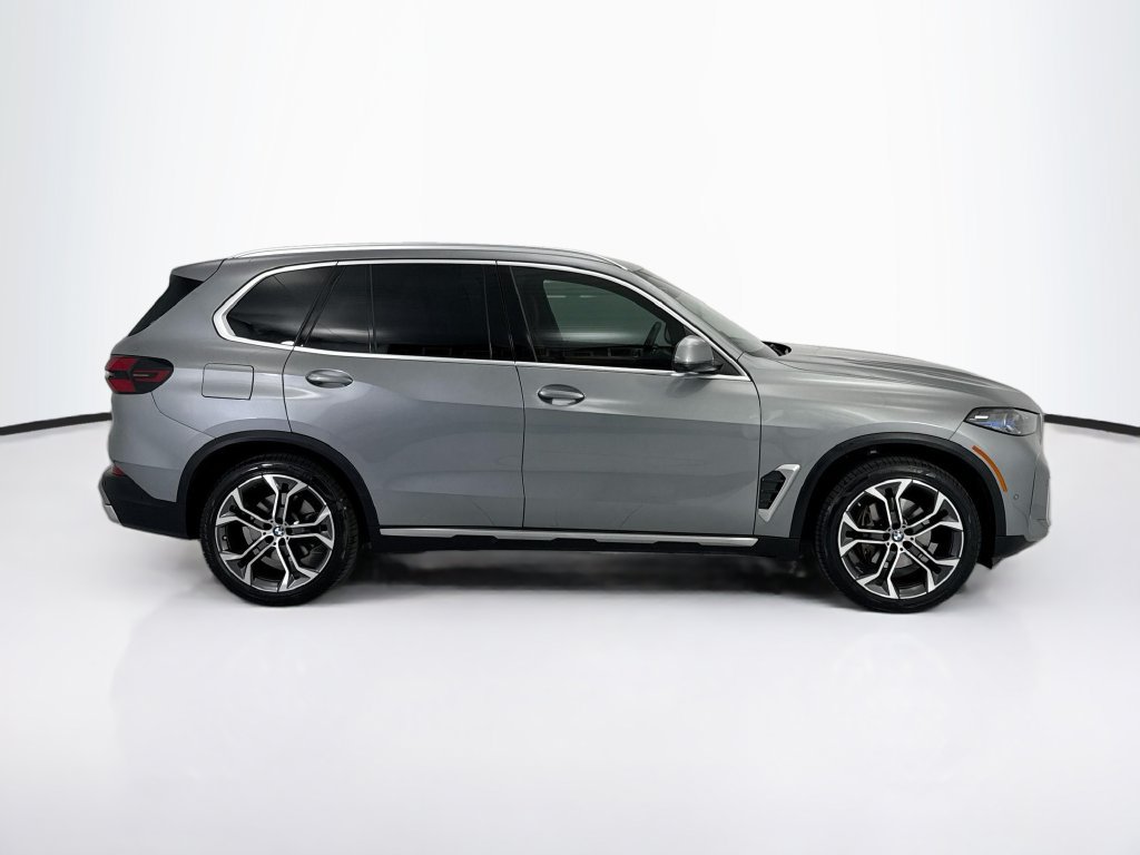 Certified 2025 BMW X5 sDrive40i RWD image 4