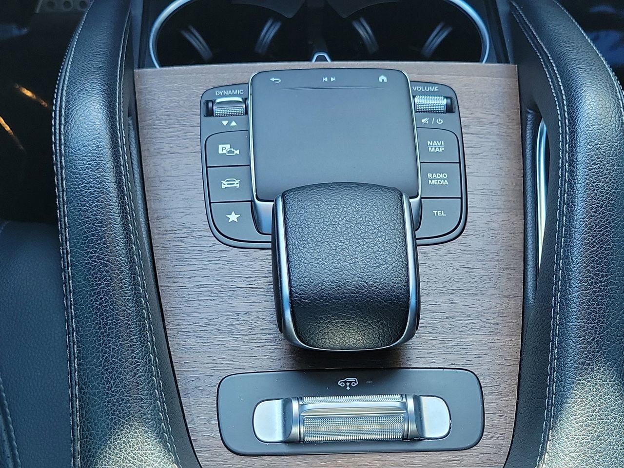 Certified 2022 Mercedes-Benz GLS 450 4MATIC image 21