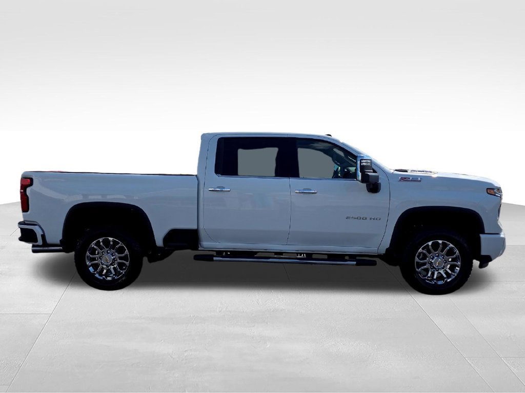 New 2026 Chevrolet Silverado 2500 LTZ w/ Z71 Chrome Sport Edition AWD/4WD image 6