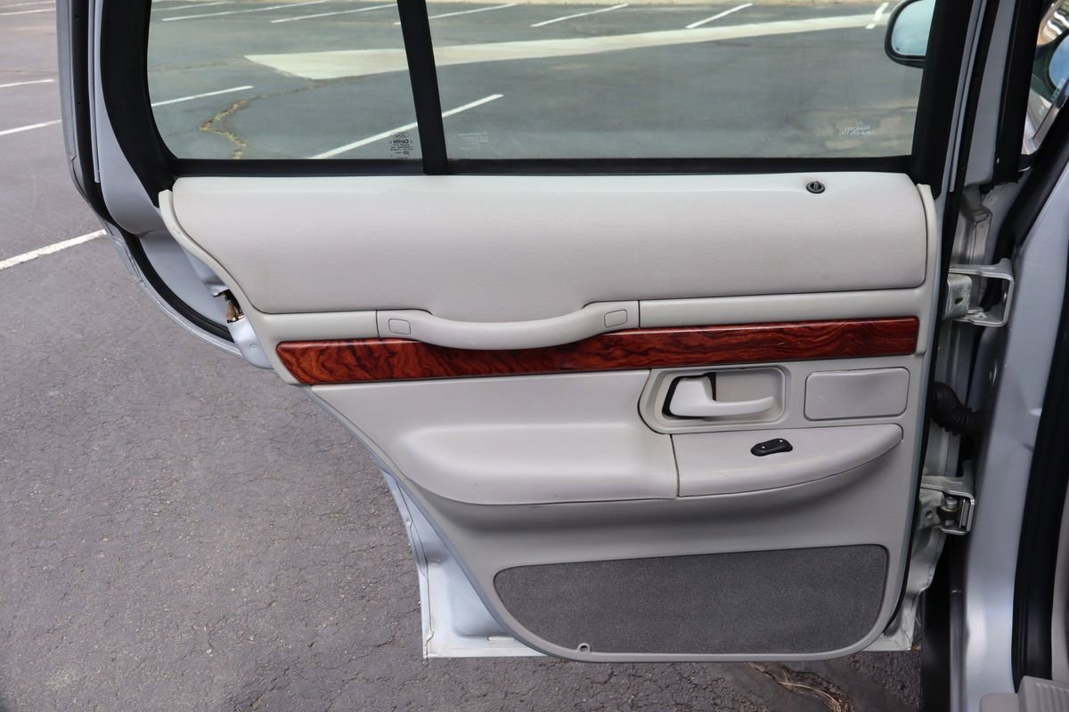Used 2002 Mercury Grand Marquis LS image 24