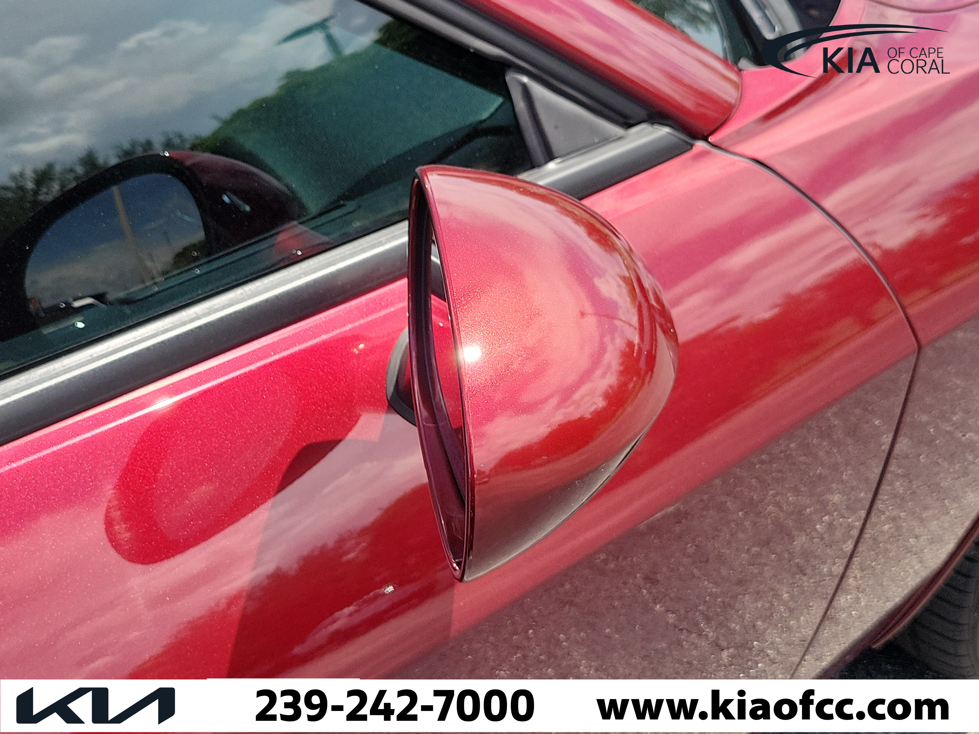 Used 2020 Dodge Challenger SXT w/ Blacktop Package RWD image 8