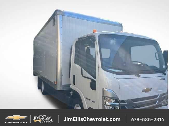 New 2025 Chevrolet Low Cab Forward 5500XG RWD image 1