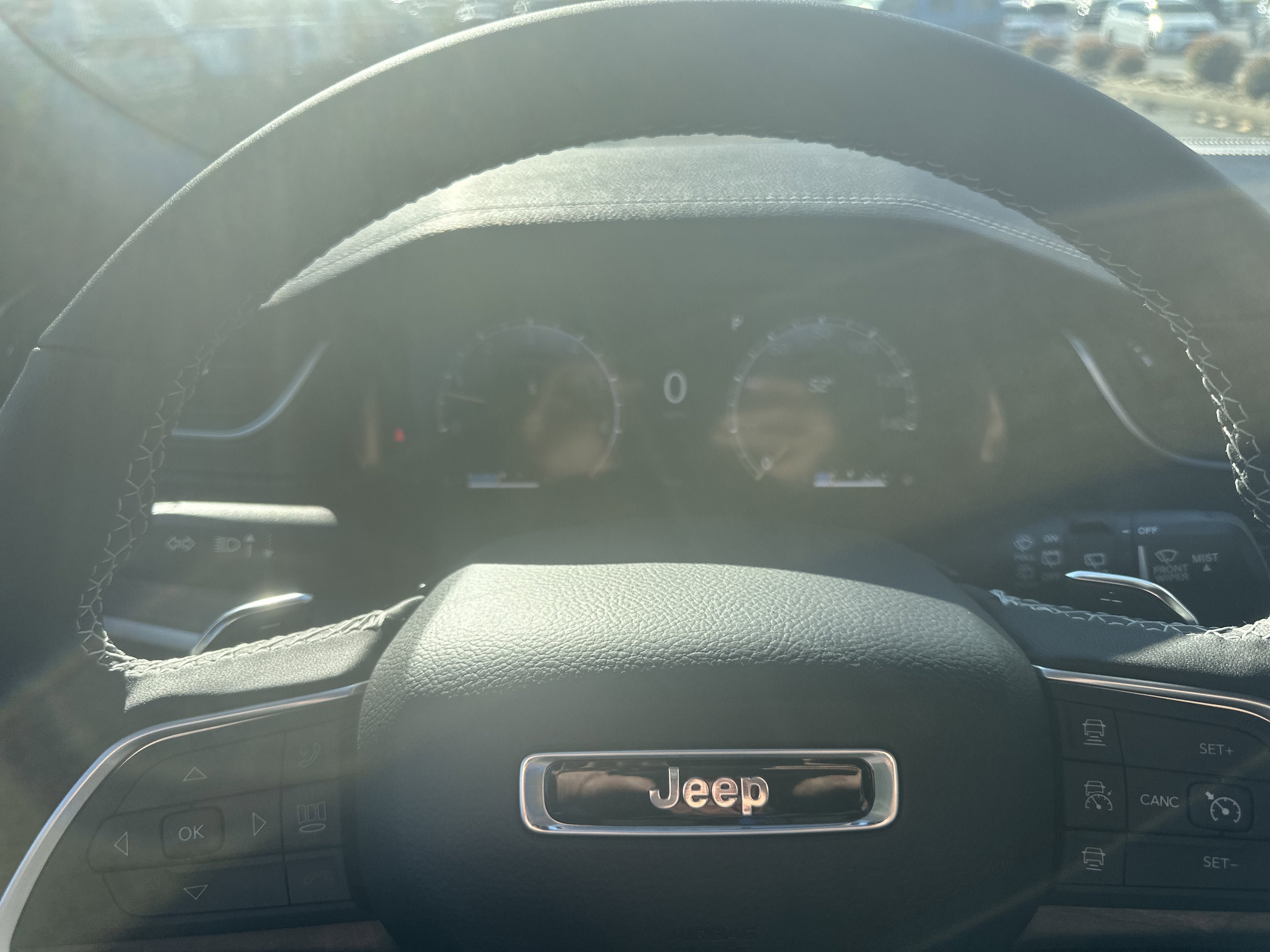 New 2025 Jeep Grand Cherokee L Limited AWD/4WD image 40