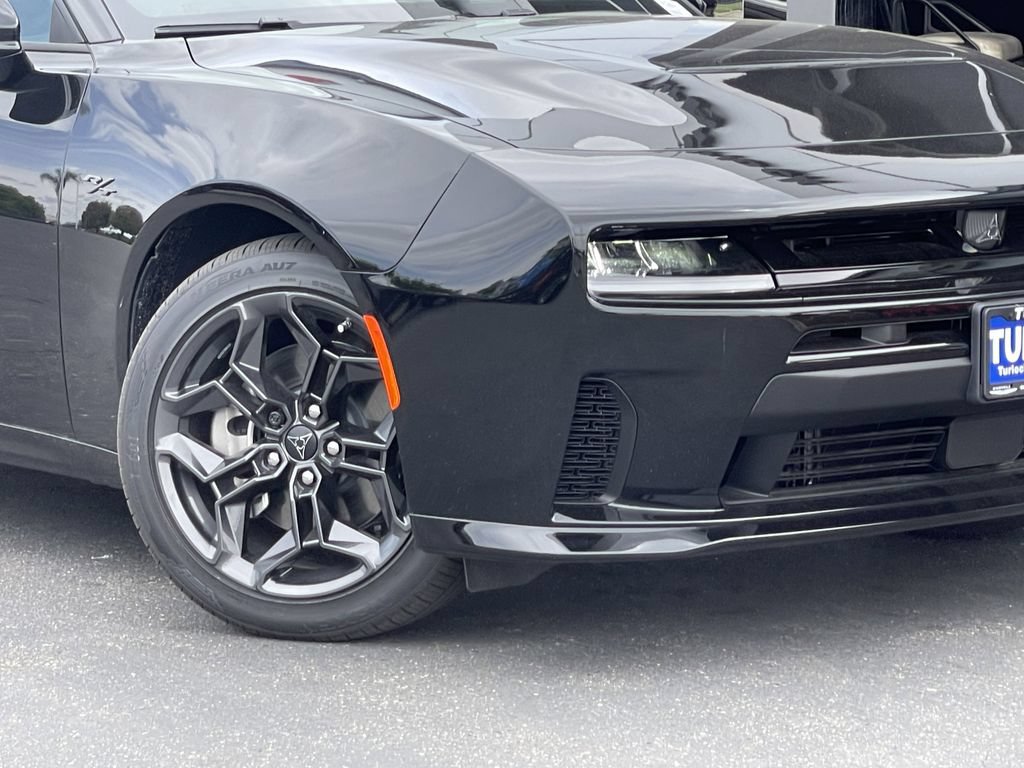 New 2026 Dodge Charger R/T w/ Blacktop Package AWD/4WD image 2