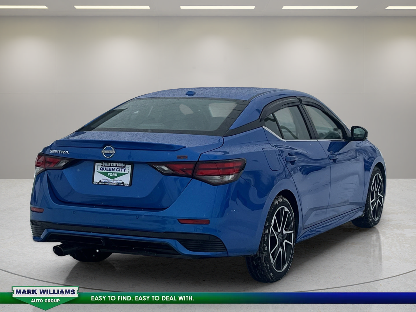 Used 2024 Nissan Sentra SR w/ SR Premium Package FWD image 3