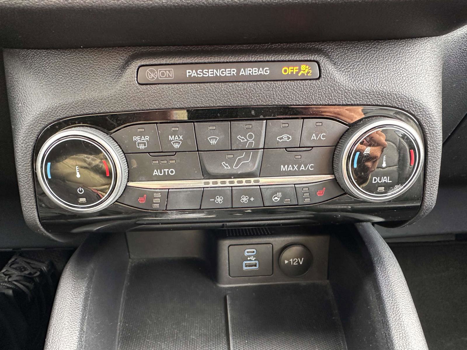 Certified 2022 Ford Escape SEL AWD/4WD image 24