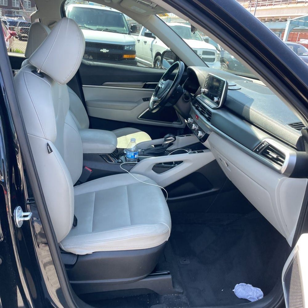 Used 2020 Kia Telluride S image 6