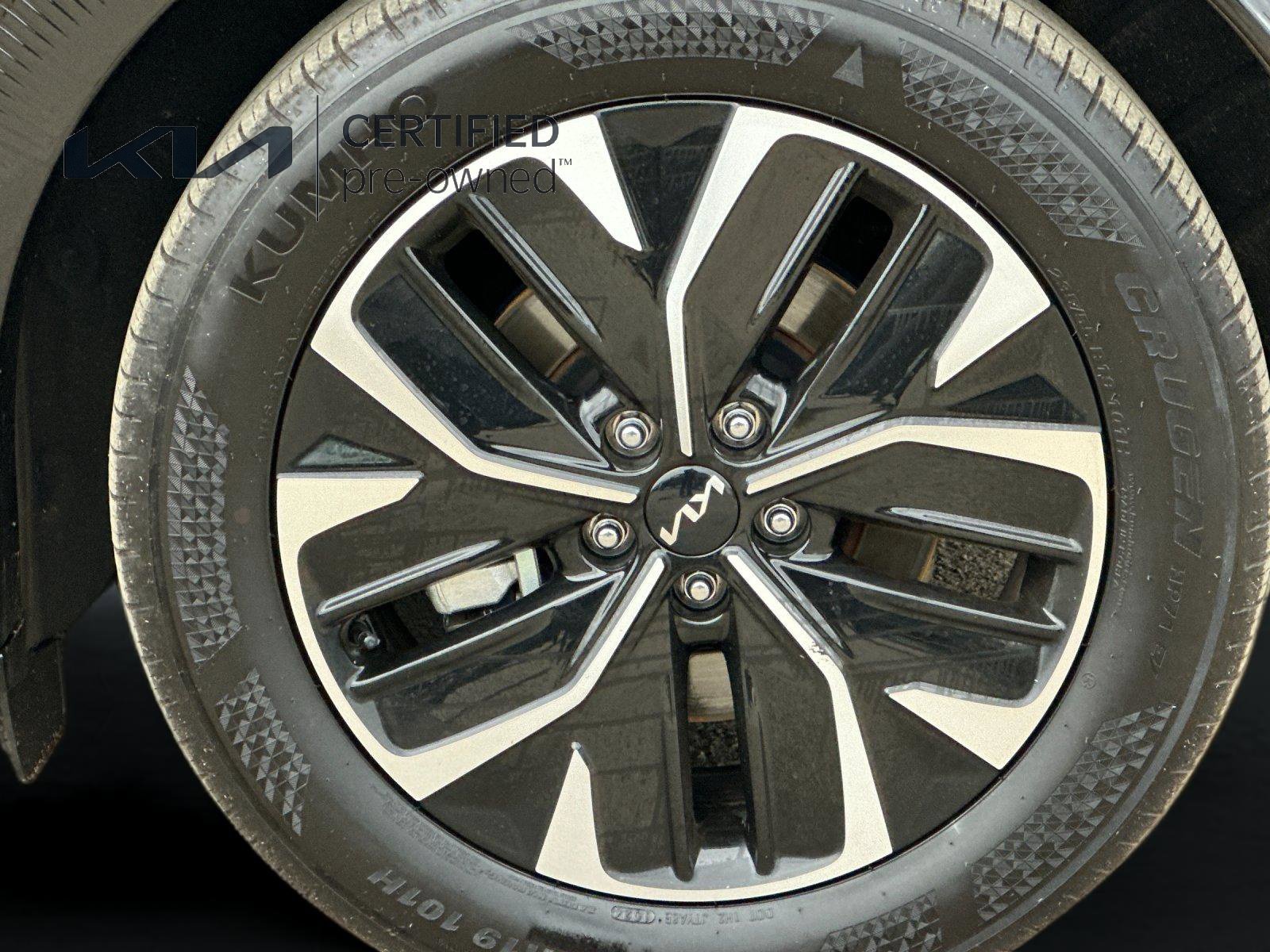 Certified 2024 Kia EV6 Wind RWD image 27