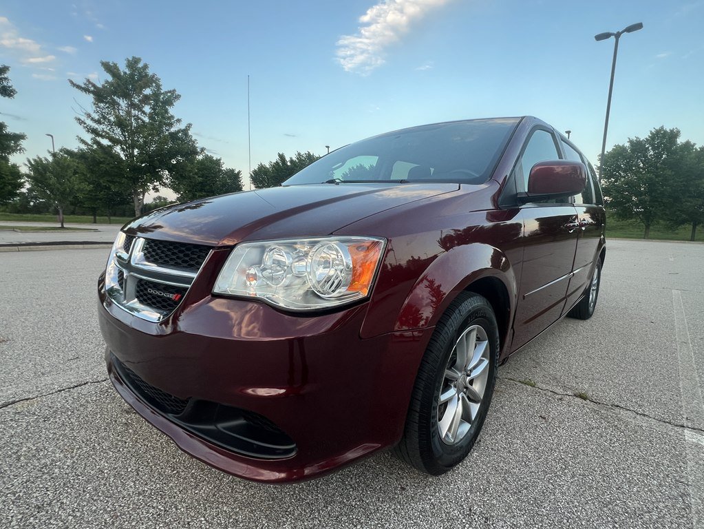 Used 2017 Dodge Grand Caravan SE