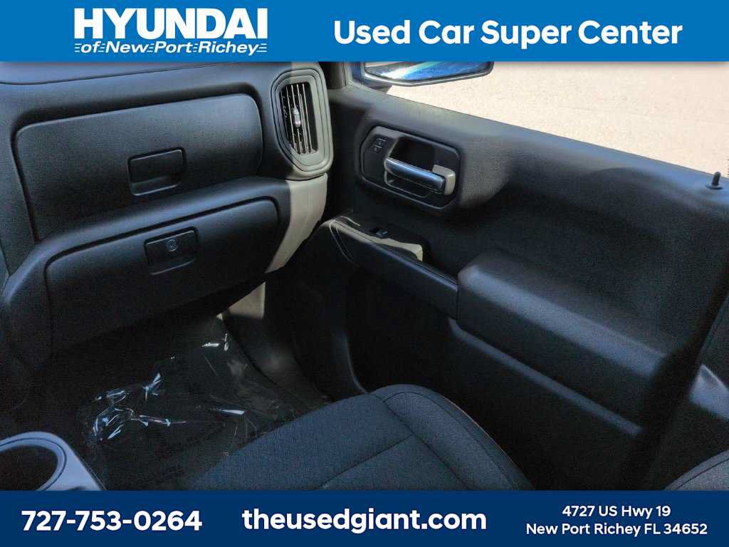 Used 2026 Chevrolet Silverado 1500 Custom w/ Turbomax Blackout Package AWD/4WD image 18
