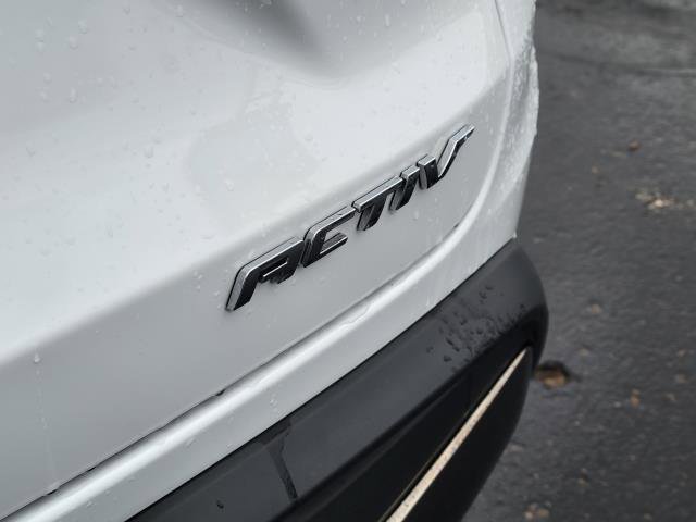 Used 2024 Chevrolet Trax ACTIV w/ Sunroof Package image 27