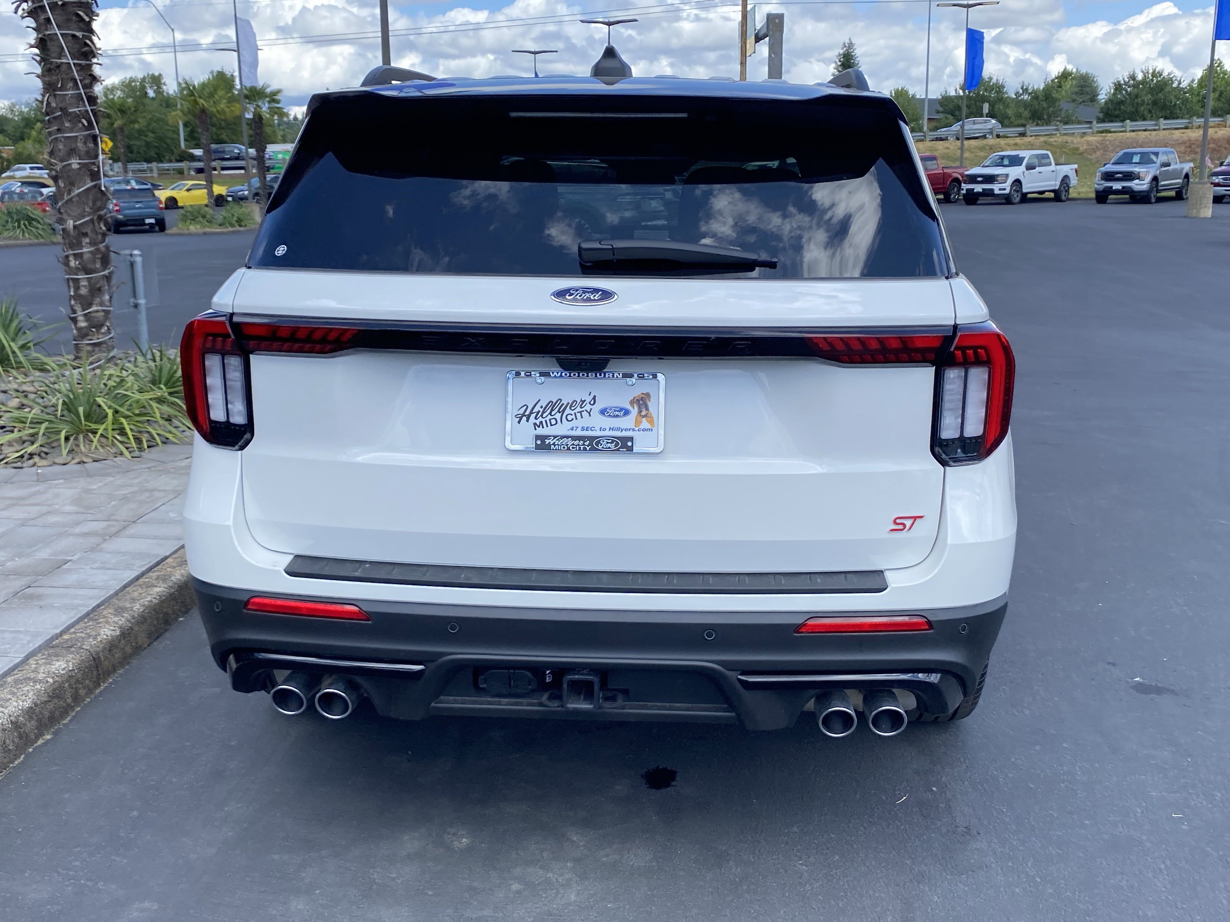 New 2025 Ford Explorer ST w/ Sun And Sound Package image 4