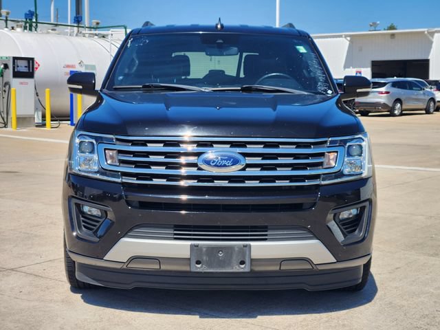 Used 2019 Ford Expedition XLT w/ Equipment Group 202A RWD image 2