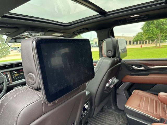 Used 2023 GMC Yukon Denali Ultimate AWD/4WD image 11