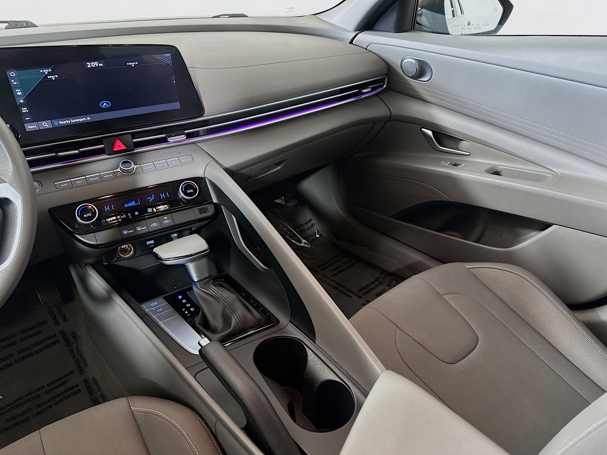 Certified 2024 Hyundai Elantra SEL image 22