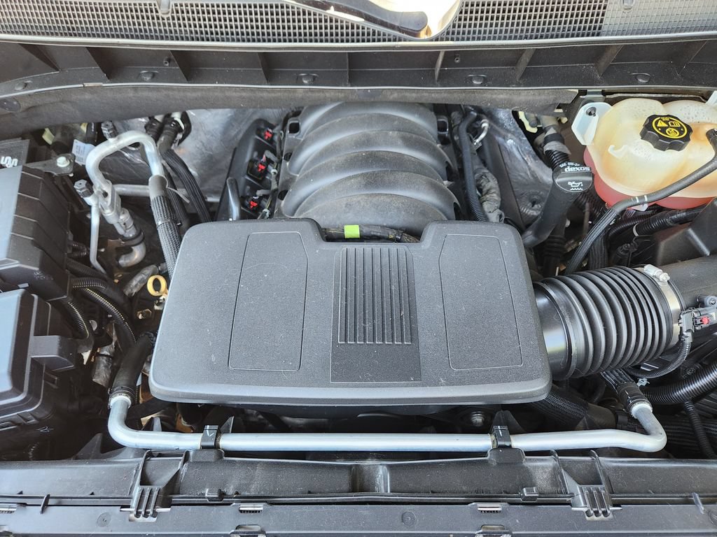 Used 2021 Chevrolet Silverado 1500 LT Trail Boss w/ LPO, Dark Essentials Package AWD/4WD image 21