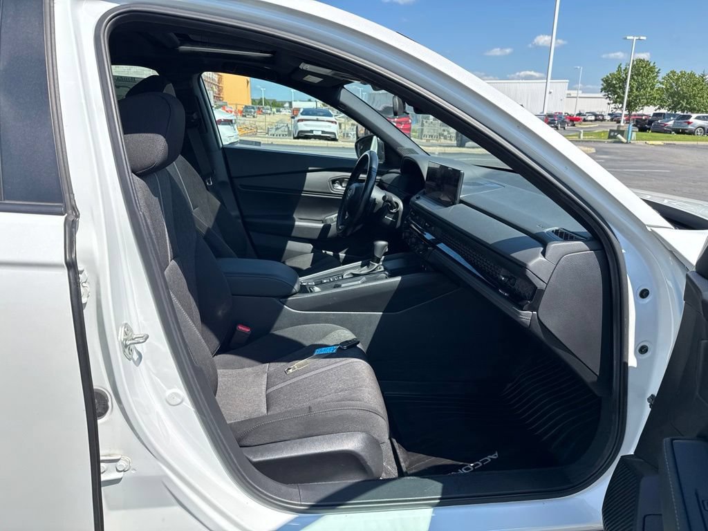 Used 2024 Honda Accord Sport image 40
