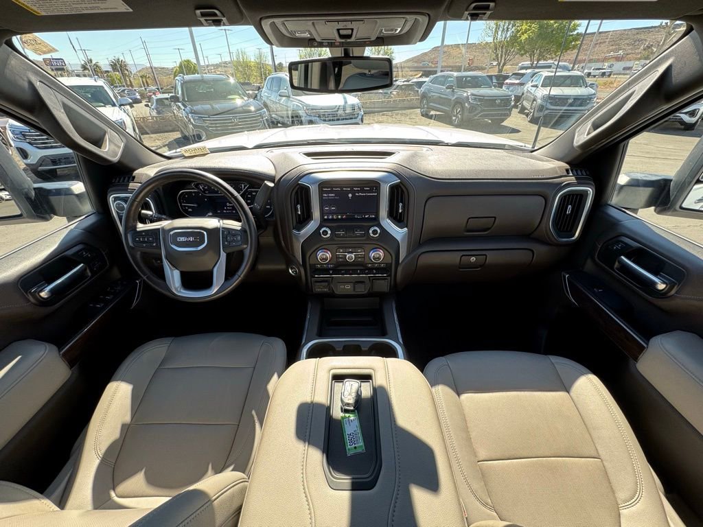 Used 2022 GMC Sierra 2500 SLT w/ SLT Convenience Package image 18