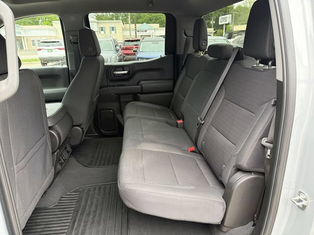 Used 2024 Chevrolet Silverado 1500 Custom w/ Turbomax Blackout Package AWD/4WD image 23