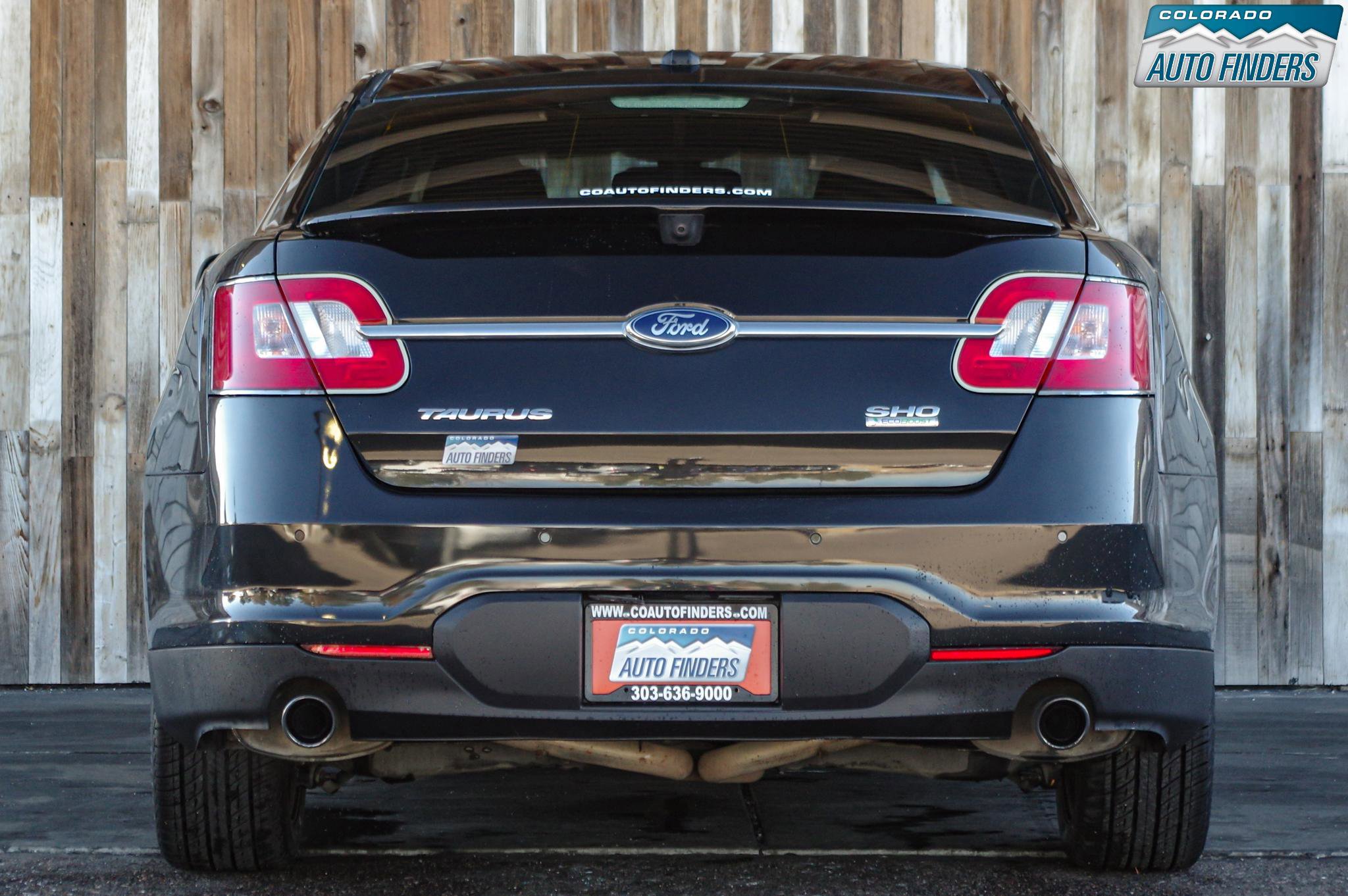 Used 2011 Ford Taurus SHO image 5