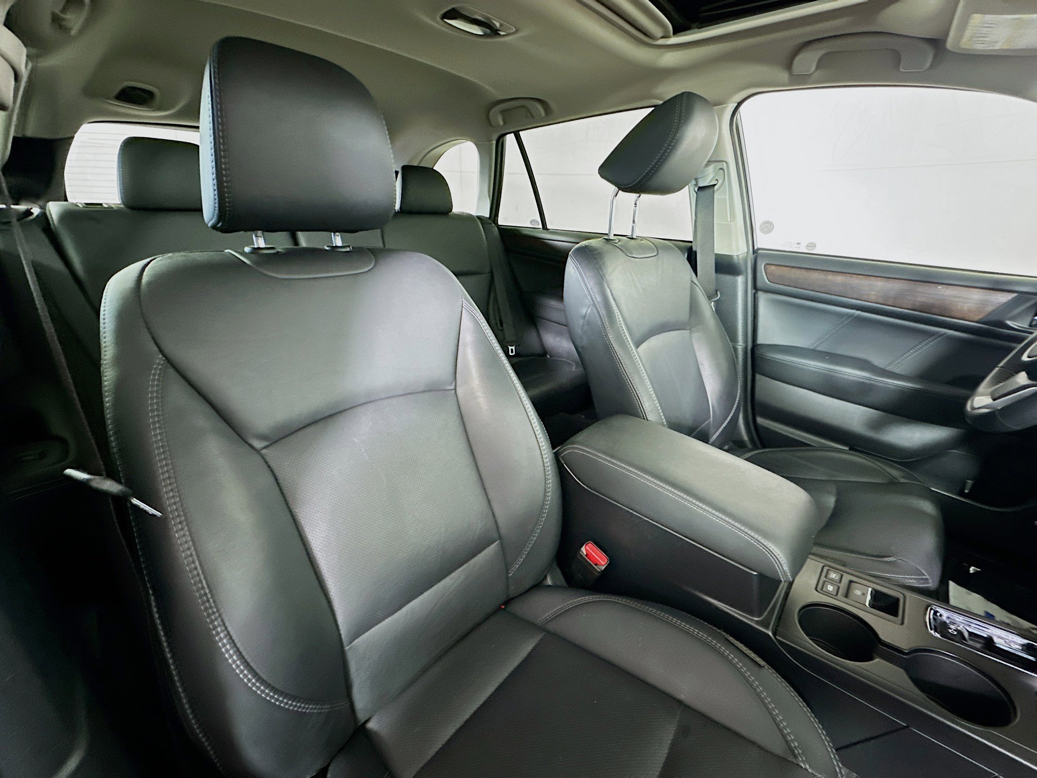 Used 2019 Subaru Outback 3.6R Limited image 28