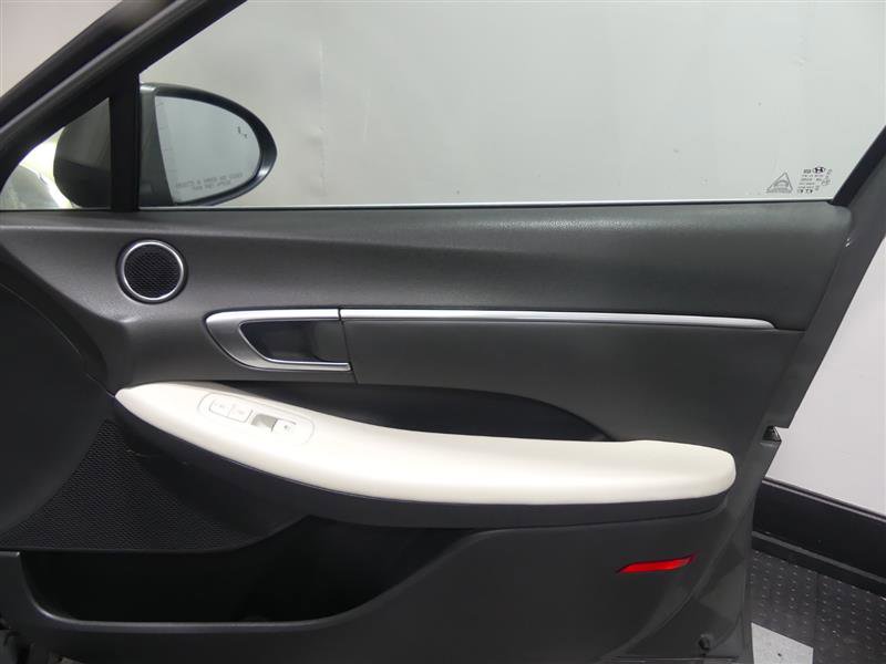 Used 2022 Hyundai Sonata SEL image 19