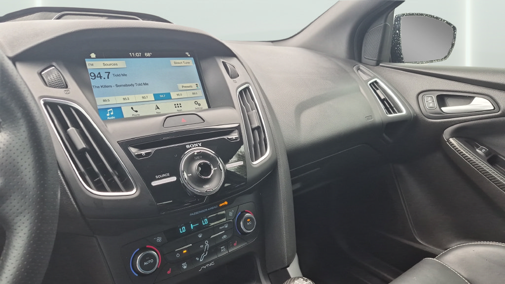 Used 2016 Ford Focus ST w/ Equipment Group 402A FWD image 16