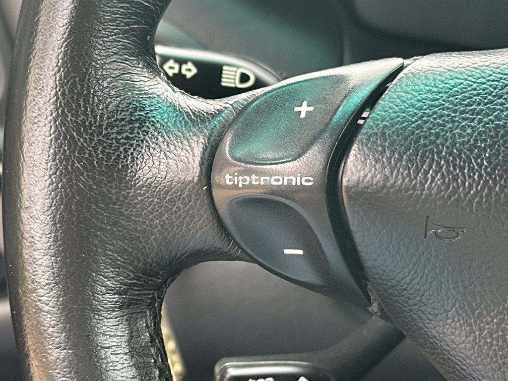 Used 2002 Porsche 911 Carrera RWD image 22