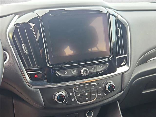 Used 2023 Chevrolet Traverse LT image 10