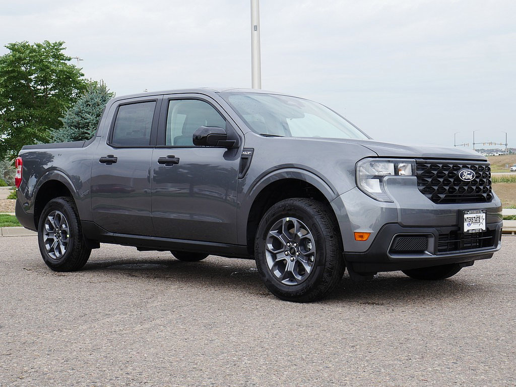 New 2026 Ford Maverick XLT w/ XLT Luxury Package AWD/4WD image 7