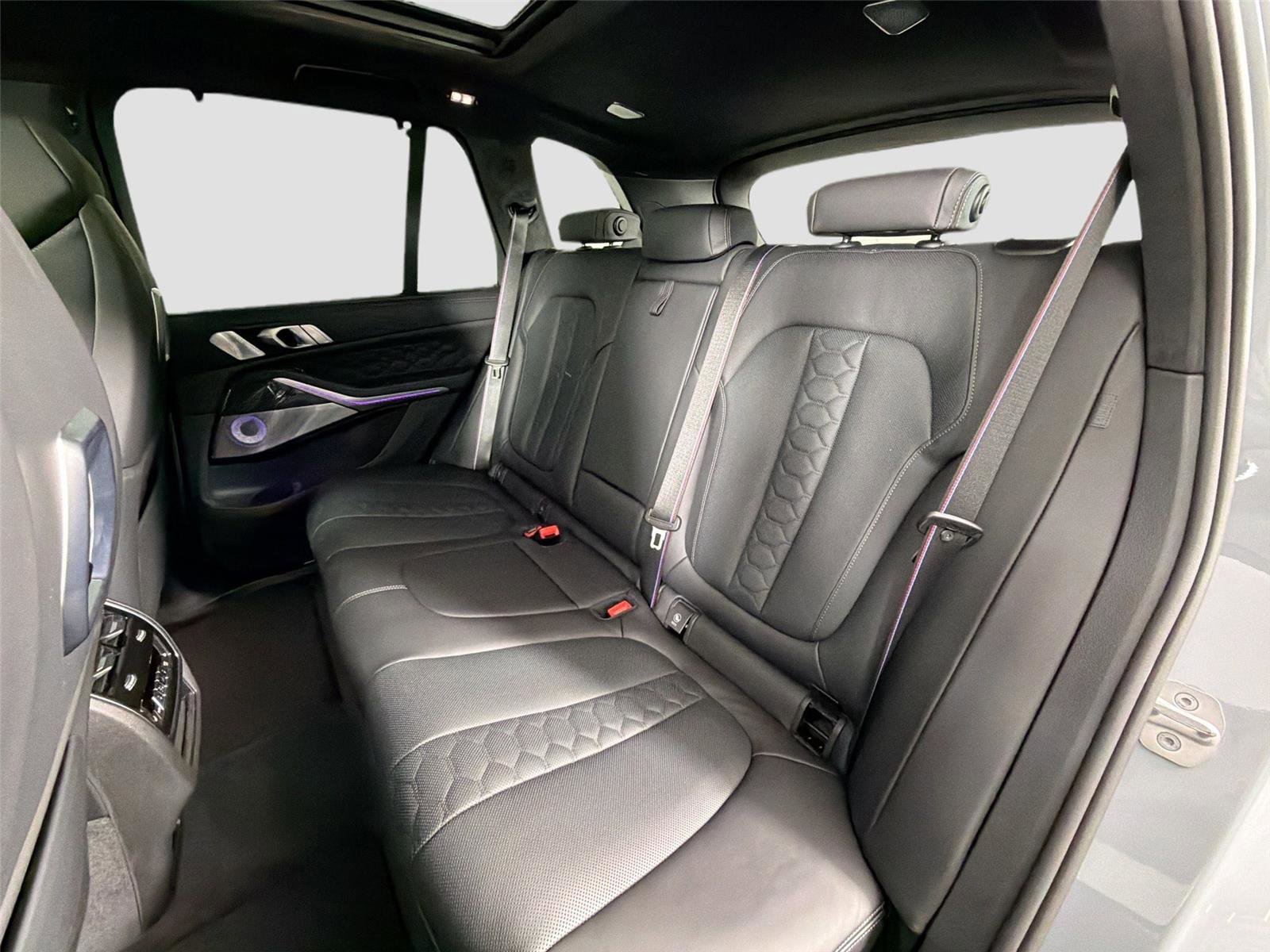 New 2026 BMW X5 M Competition w/ Executive Package AWD/4WD image 26