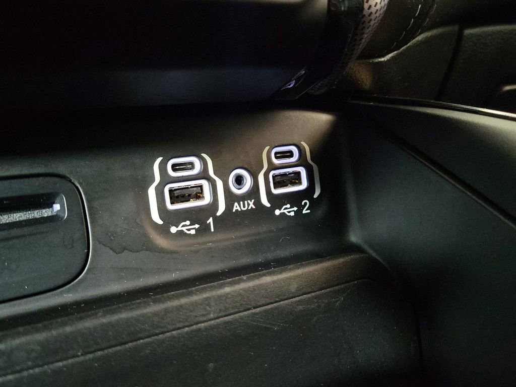 Used 2019 RAM 1500 Limited AWD/4WD image 22